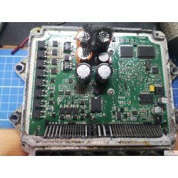 Reparatie ECU Corsa D inundat